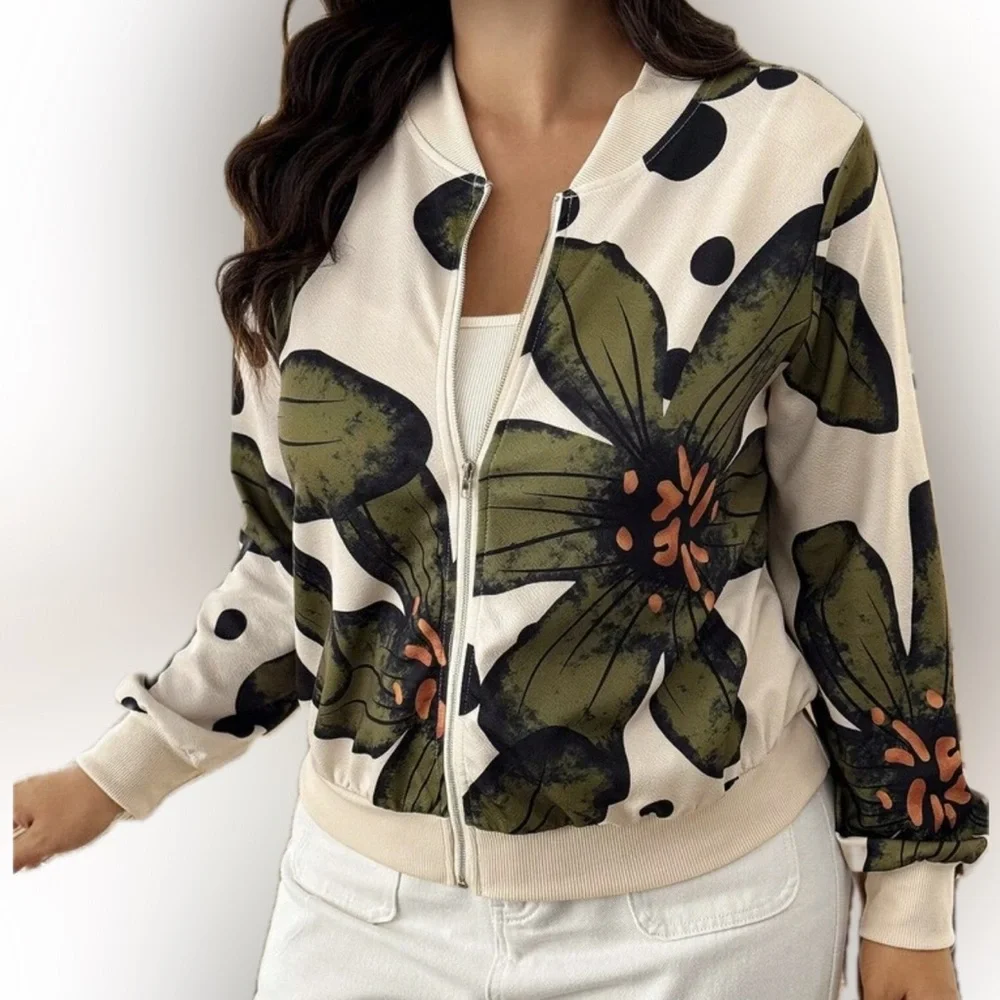 🌻 PLUS Floral Jacket 🌻 - Picture 4 of 7